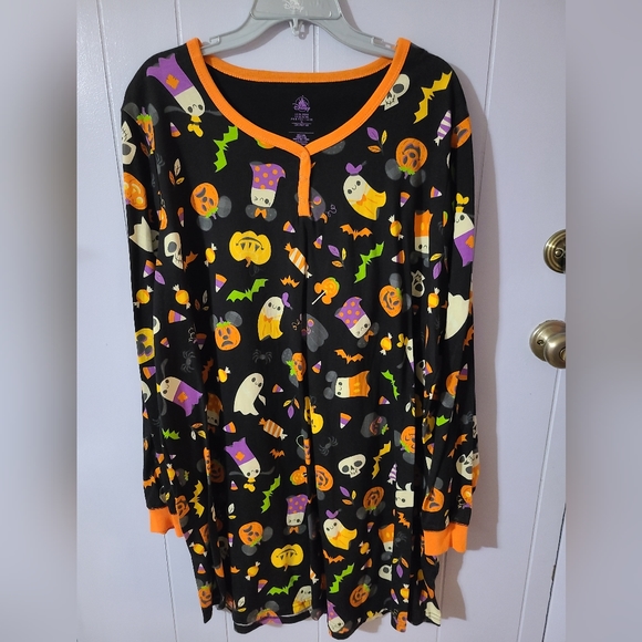 Disney Other - Disney Halloween Pajamas